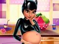 Logħba Catwoman hija tqila  onlajn
