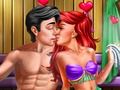 Logħba Flirting tas-Sauna tal-Mermaid  onlajn