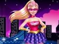 Logħba Super Girl Dress Up onlajn