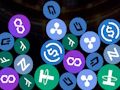 Logħba Għaqqad Crypto 2048 Puzzle  onlajn