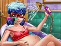 Logħba Pregnant Dotted Girl Spa onlajn