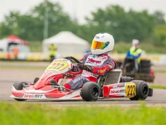 Logħba Kart Karting Puzzle onlajn