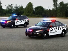 Logħba Police Cars Puzzle onlajn
