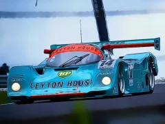 Logħba Super Fast Cars Puzzle onlajn