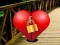Logħba Help The Love Birds onlajn