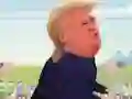 Logħba Trump Walk onlajn