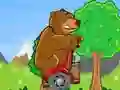 Logħba Bear on a Scooter onlajn