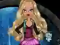 Logħba Monster High Doll onlajn