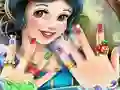 Logħba Snow White Nails onlajn