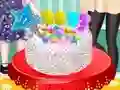 Logħba Baby Taylor Confetti Cake onlajn