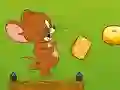 Logħba Jerry Run N Eat Cheese onlajn