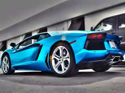 Logħba Sports Cars onlajn