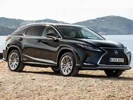 Logħba Lexus RX onlajn