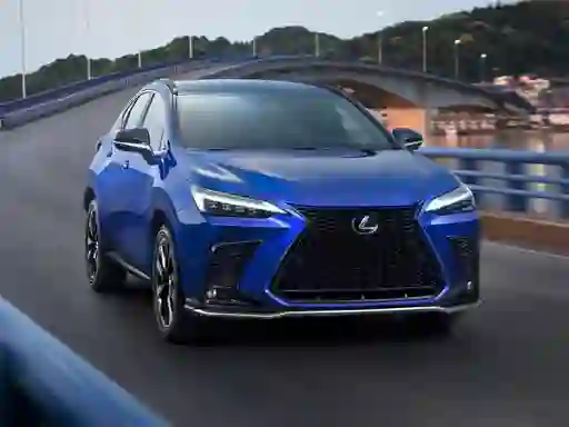 Logħba Lexus NX 2022 Puzzle onlajn