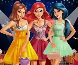 Logħba Princesses Prom Night onlajn