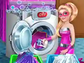 Logħba Superdoll Washing Capes onlajn