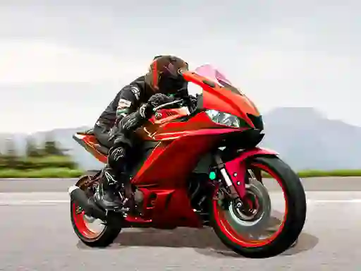 Logħba Traffic Race Motor onlajn