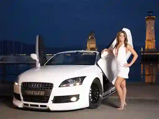 Logħba Miss Tuning Show Girls onlajn
