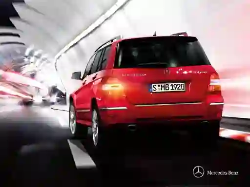 Logħba Luxury Medium Suv Puzzle onlajn