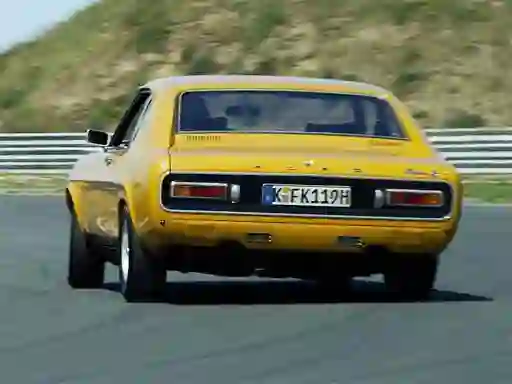 Logħba Ford Capri onlajn