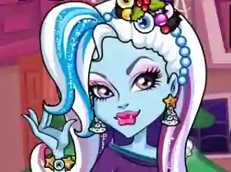 Logħba Monster High Christmas Party onlajn