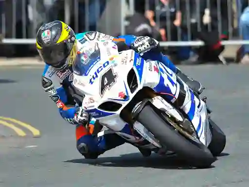 Logħba Racing Motorbike onlajn