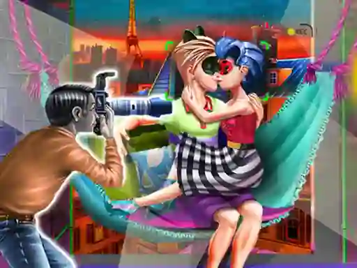 Logħba Couples Love Album onlajn