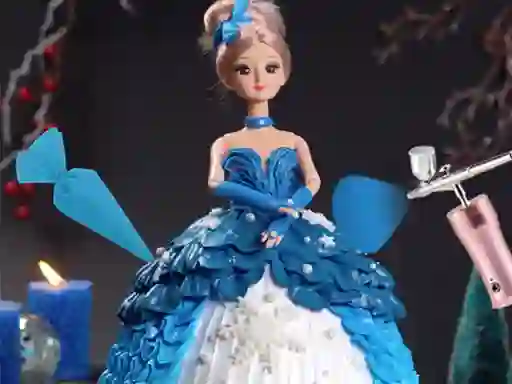 Logħba Icing On Doll Cake onlajn