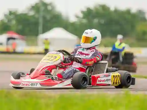 Logħba Kart Karting Puzzle onlajn