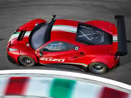 Logħba Ferrari 488 GT3 Evo onlajn