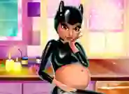 Logħba Catwoman Pregnant onlajn