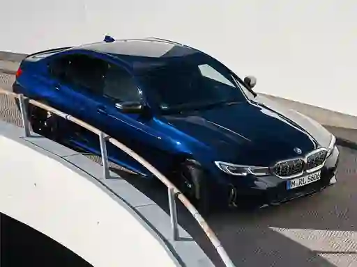 Logħba BMW M340i Xdrive onlajn