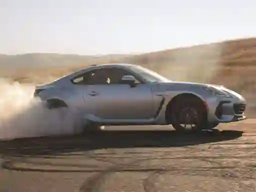 Logħba Subaru BRZ Slide onlajn