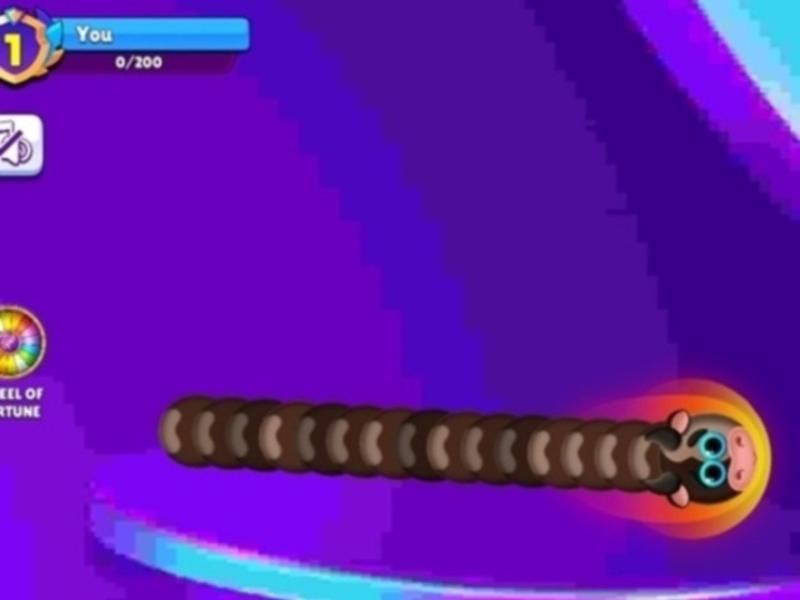 Logħba Snake Warz. io  onlajn