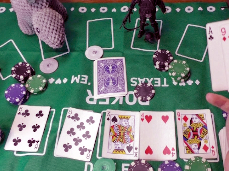 Logħba Poker każwali online onlajn